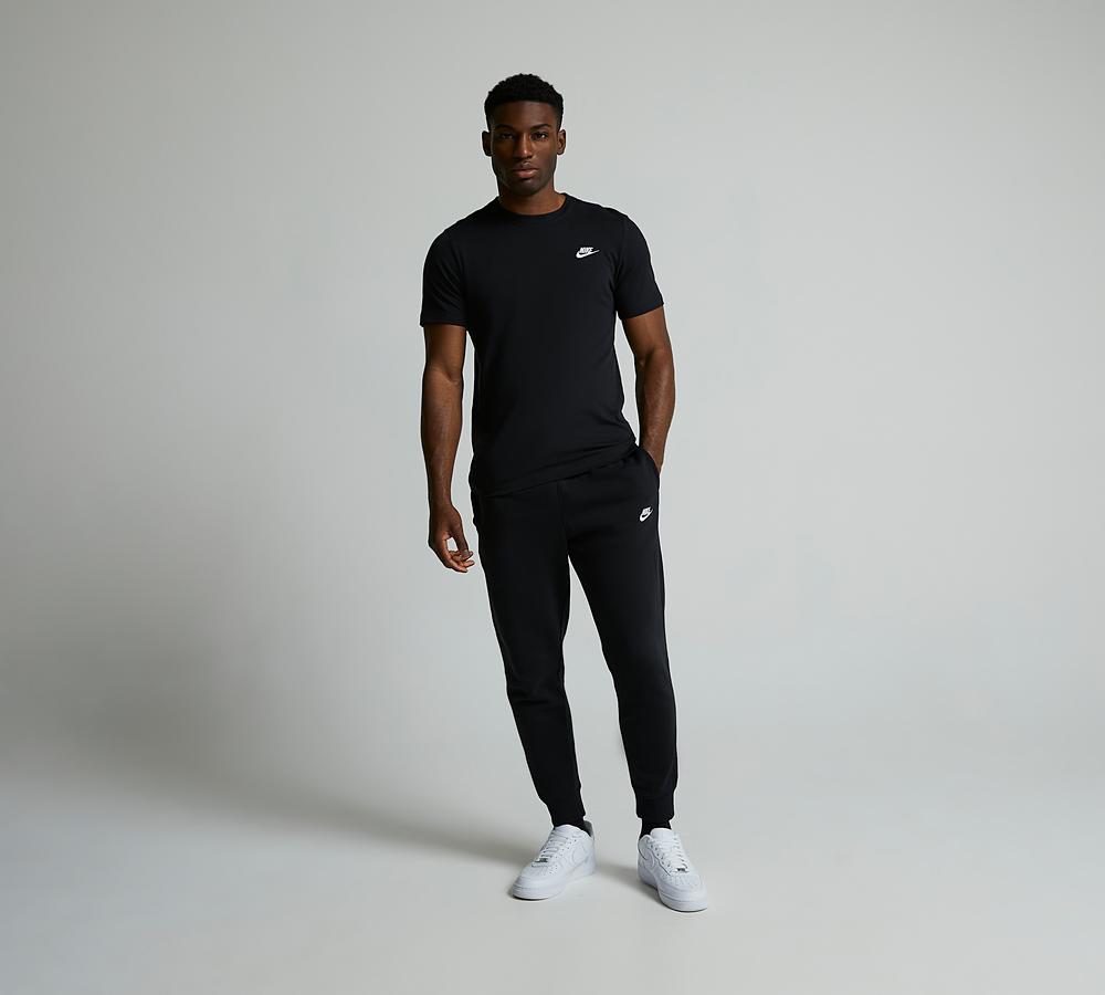 Nike Men's Club T-Shirt - Black