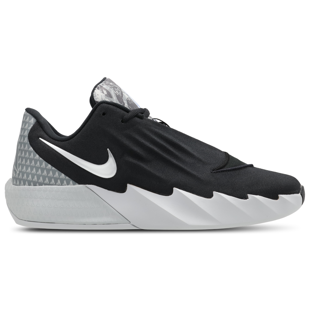 Nike Twelve Time Men's Trainers - Black