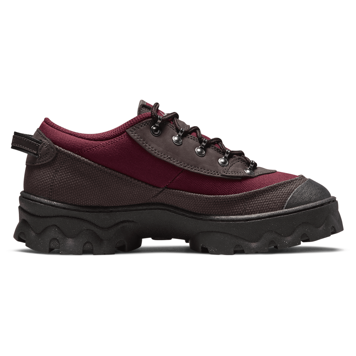 Nike Lahar Low Women's Boots - Maroon