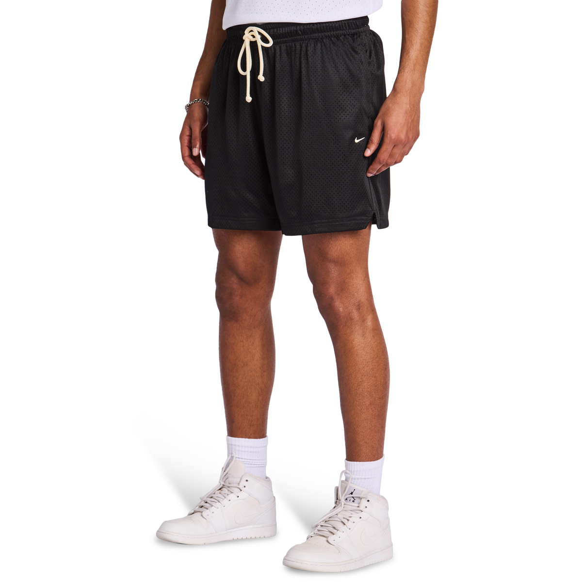 Nike Standard Issue Basketball Men's Shorts - Black