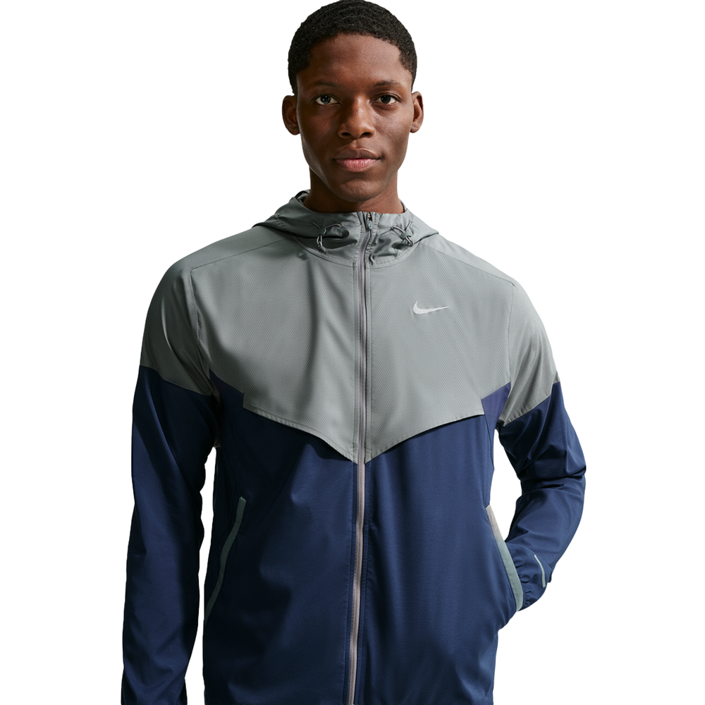 Nike Impossibly Light Windrunner - Grey (2)