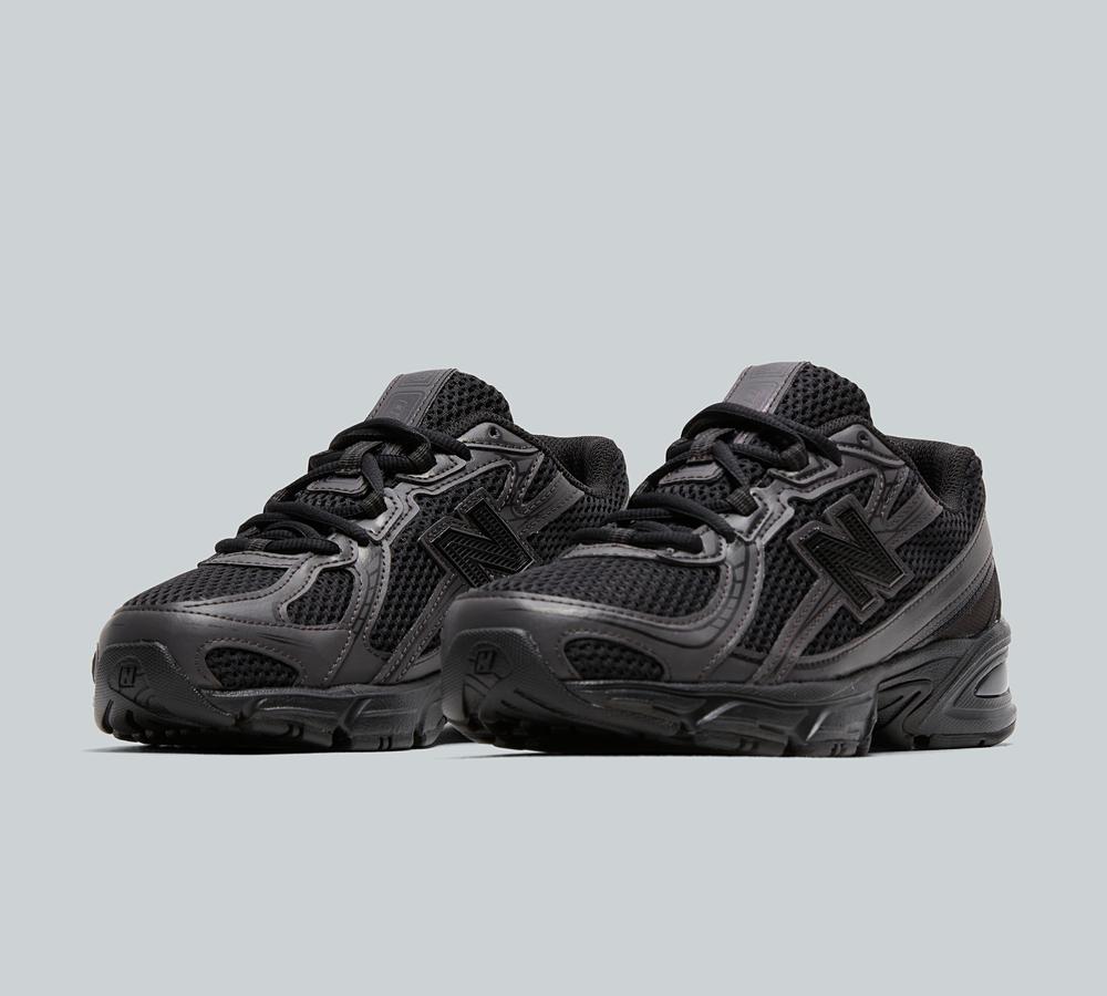 New Balance Junior 740 Trainers - Black Cement