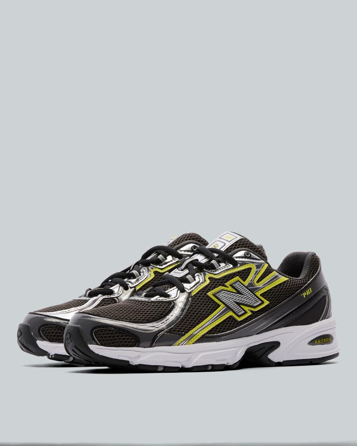 New Balance Men's 740 Trainer - Brown/Black/White/Yellow