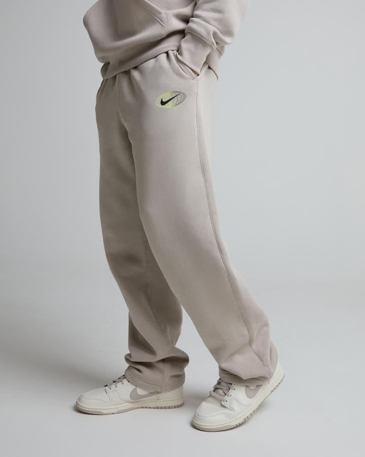 Nike Men's On Tour Club Open Hem Jogger - Cream