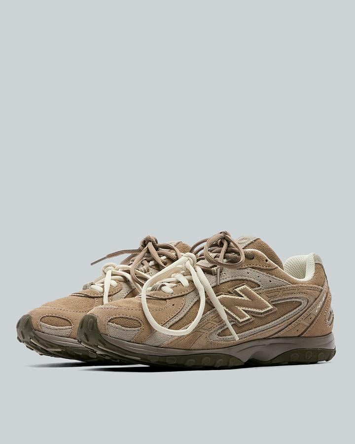 New Balance Women's 204L Trainer - Mushroom