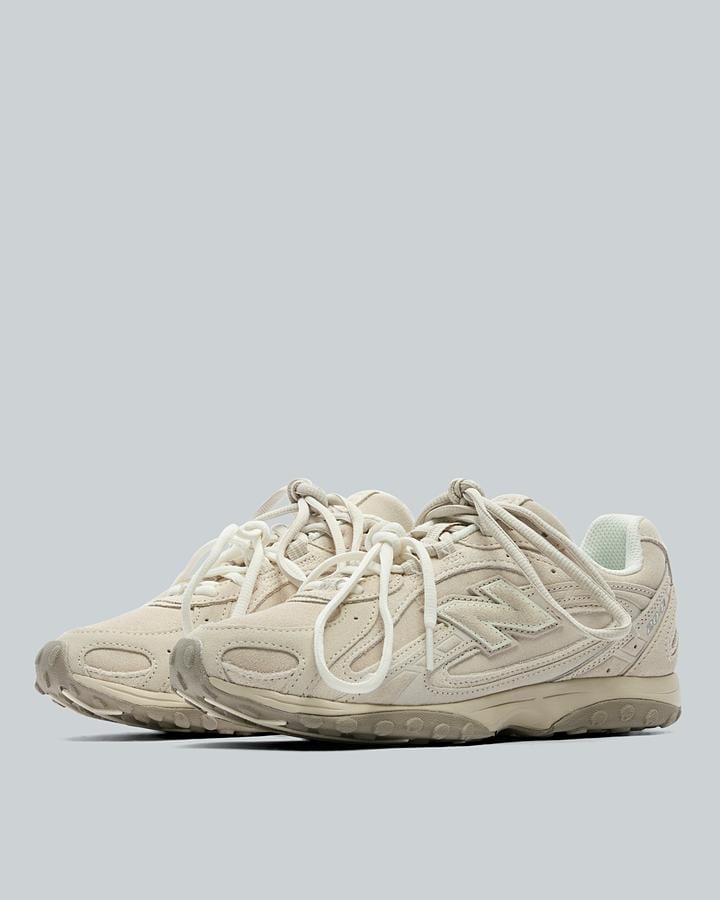 New Balance Women's 204L Trainer - Timberwolf