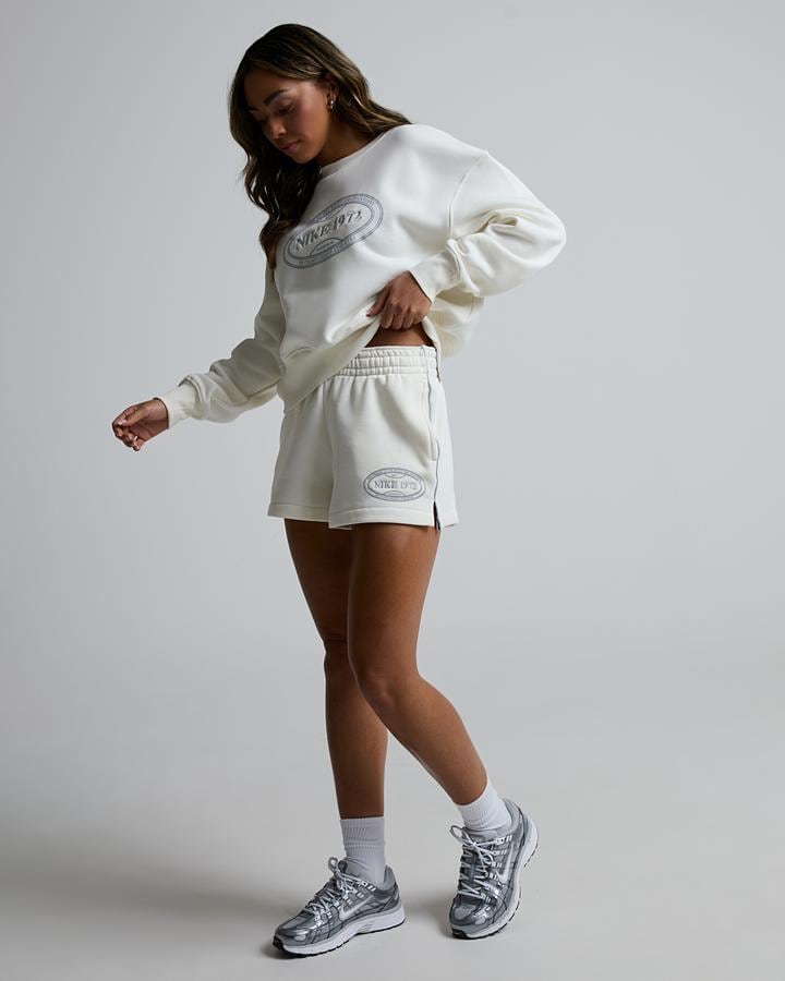 Nike Women's Trend Fleece Short - Sail