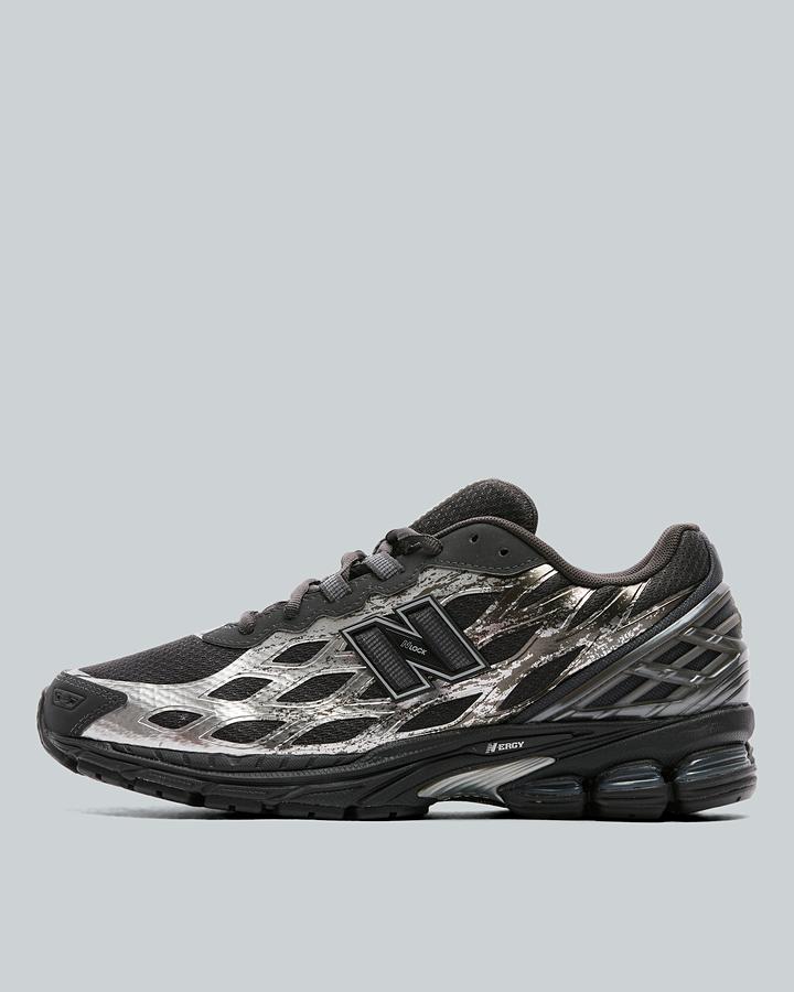 New Balance Men's 1906W Trainer - Grey Cement/Silver Metallic