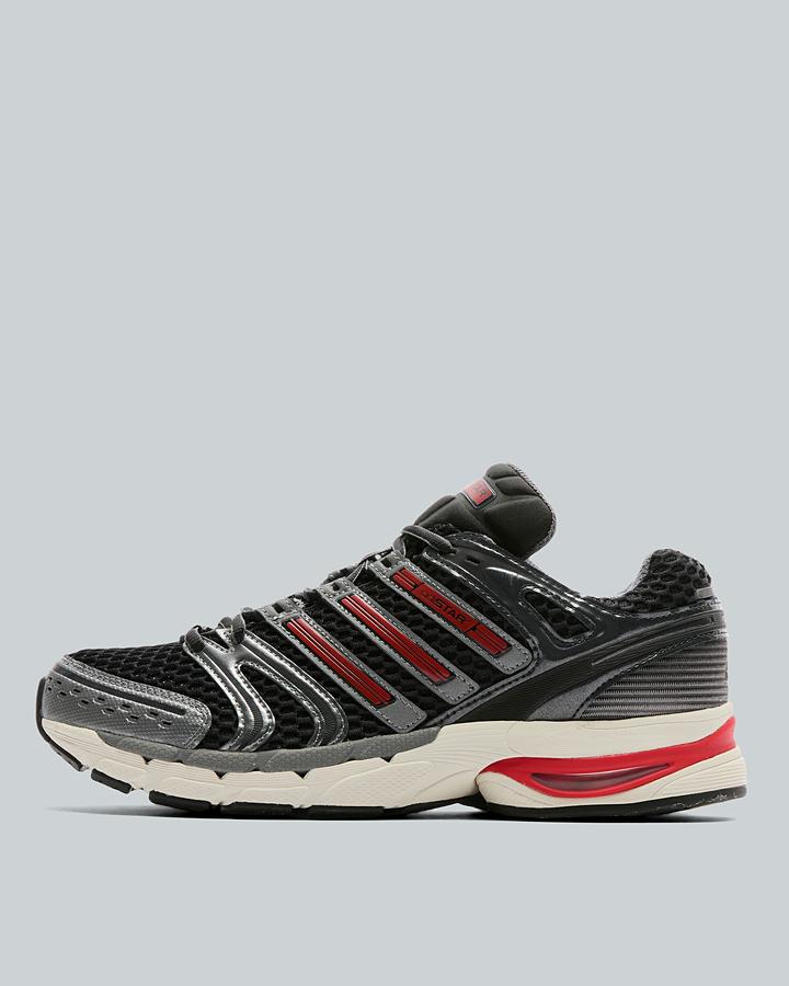 adidas Adistar Men's Trainers - Black/Iron Grey/Red