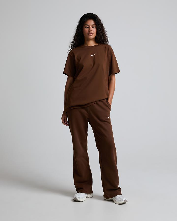 Nike Women's Classic Short Sleeve T-Shirt - Cacao Wow