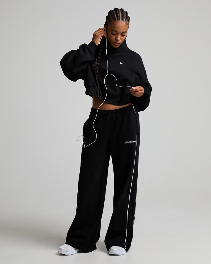 Nike Women's Studio Fleece Crop Quarter Zip Sweatshirt - Black