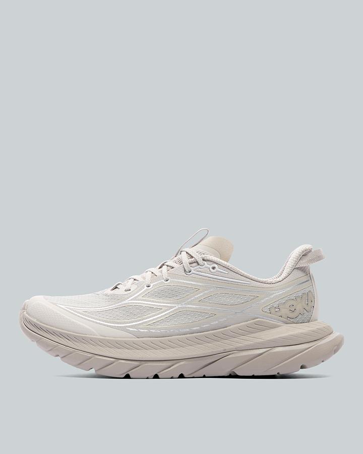 HOKA Women's Mach Remastered Trainer - Putty/Cement