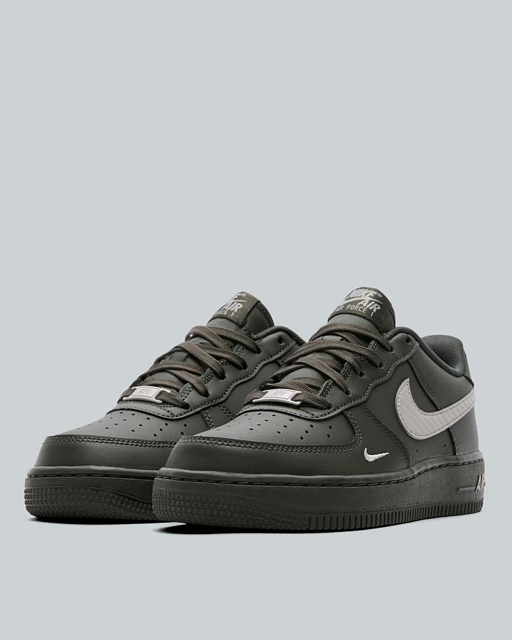 Nike Junior Air Force 1 Low Trainers - News Print College Grey