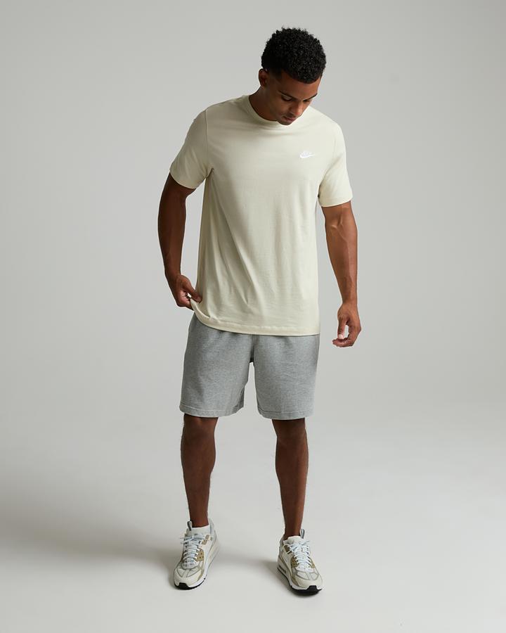 Nike Men's Club T-Shirt - Light Khaki