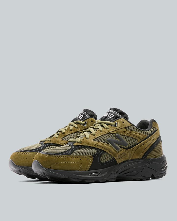New Balance Men's 880R Trainer - Wakame Green/Black