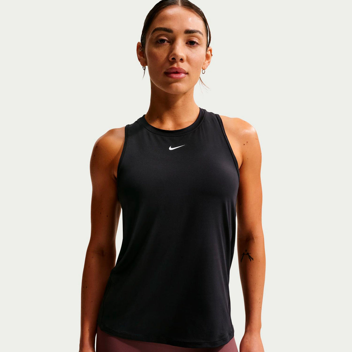 Nike One Dri-FIT Women's Tank Top - Black/White (2)