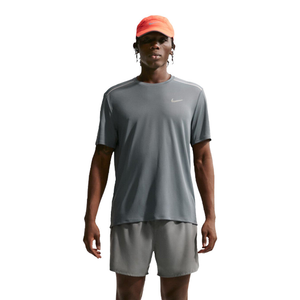 Nike Dri-FIT Miler Men's Running T-Shirt - Smoke Grey/Reflective Silver