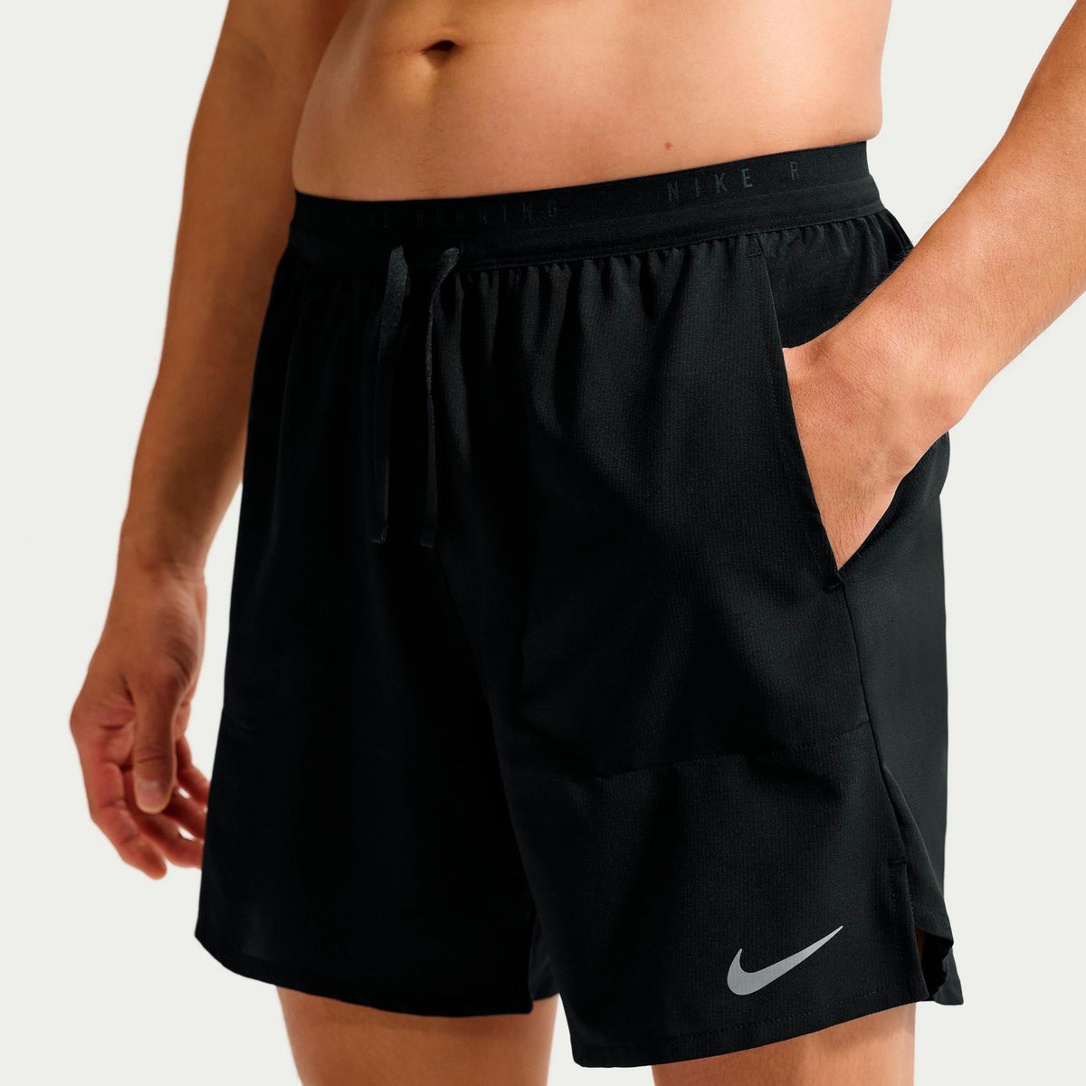 Nike Stride 7in Running shorts Black/silver
