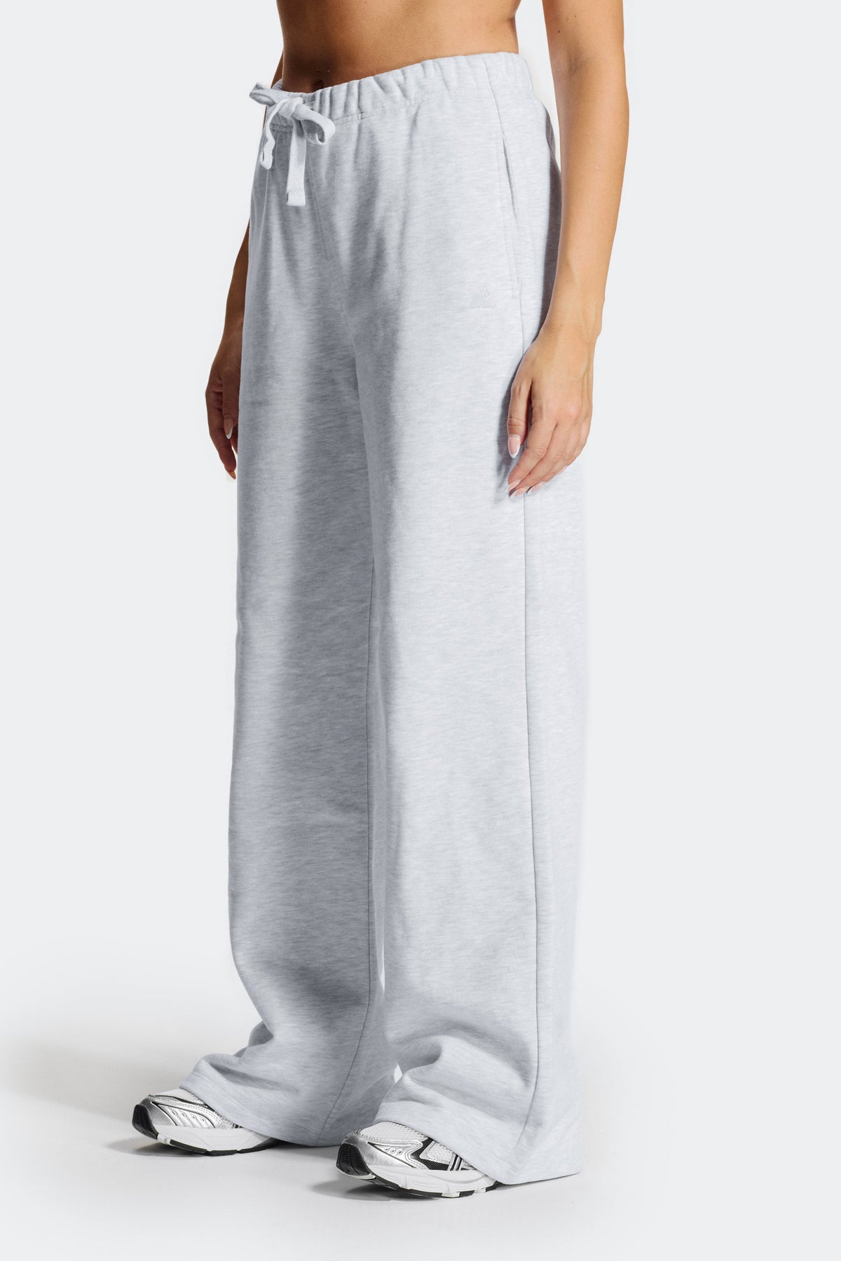 Montirex Women's Form Wide Leg Jogger - Grey