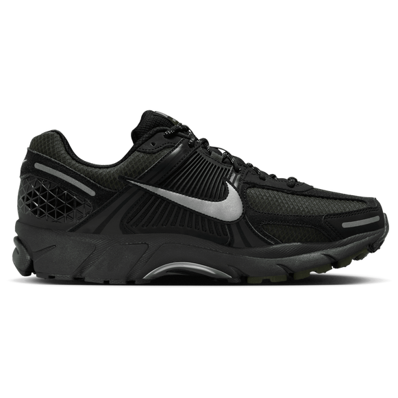 NIKE ZOOM VOMERO 5 - BLACK/PEWTER/SEQUOIA