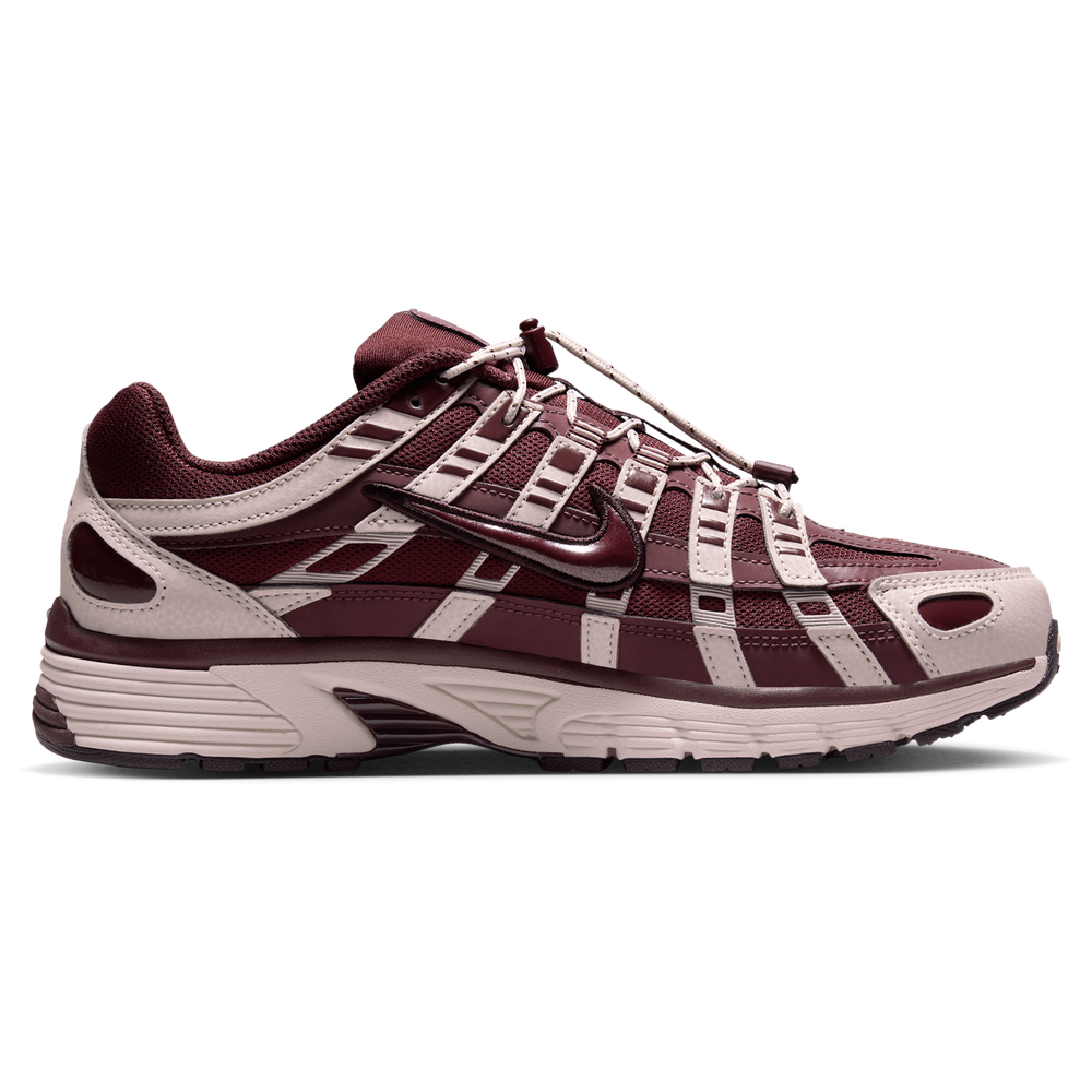 Nike P-6000 Women's Trainers - Red
