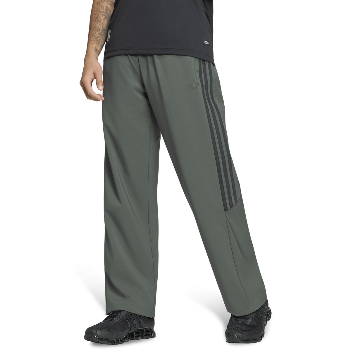 adidas Spacer Teamgeist 26 Cutline Cuffed Men's Trousers - Green