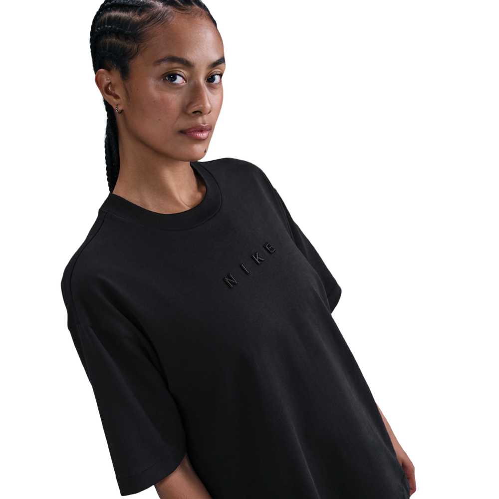 Nike Sportswear Women's T-Shirt - Black (4)