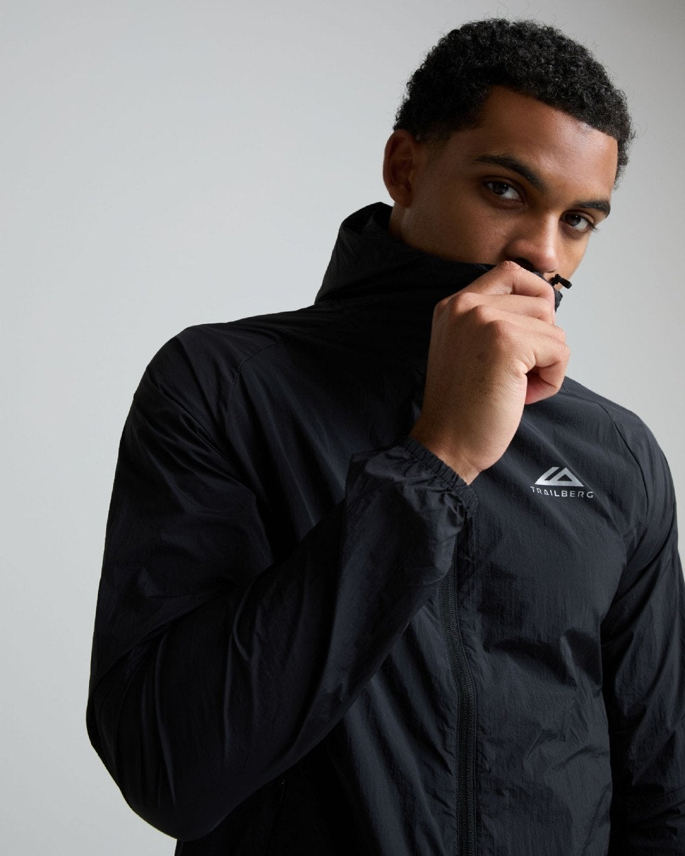 Trailberg Men's Void Windbreaker - Black