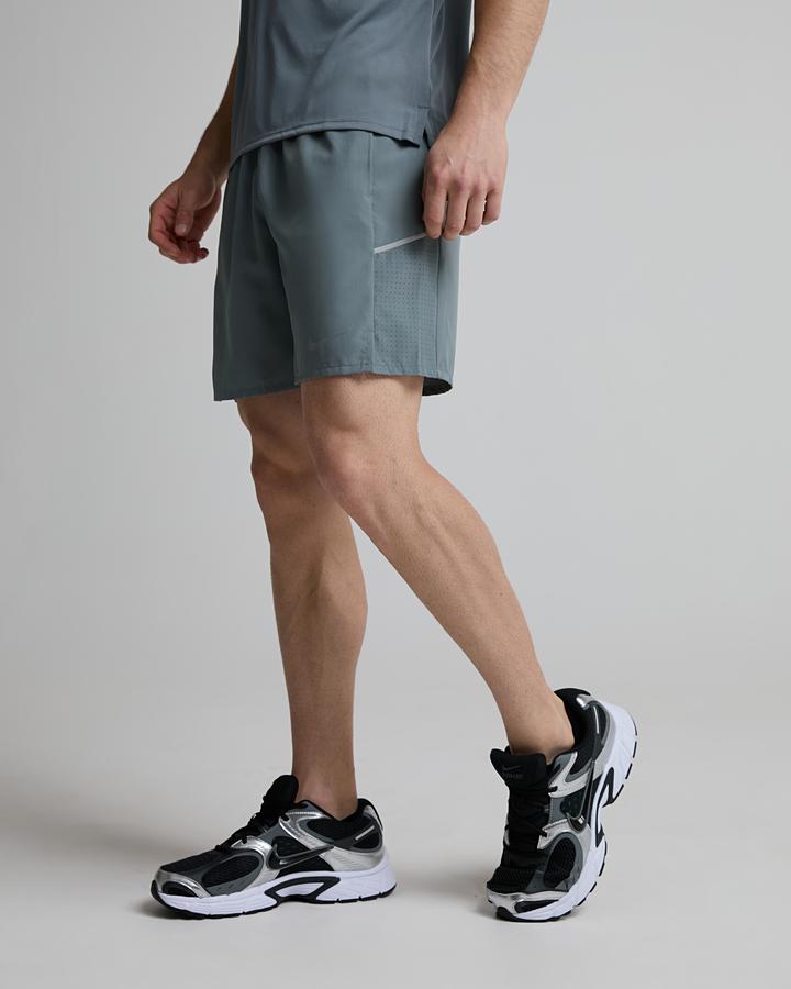 Nike Men's Dri-FIT Miler 7 Inch Unlined Short - Smoke Grey/Iron Grey/Reflective Silver