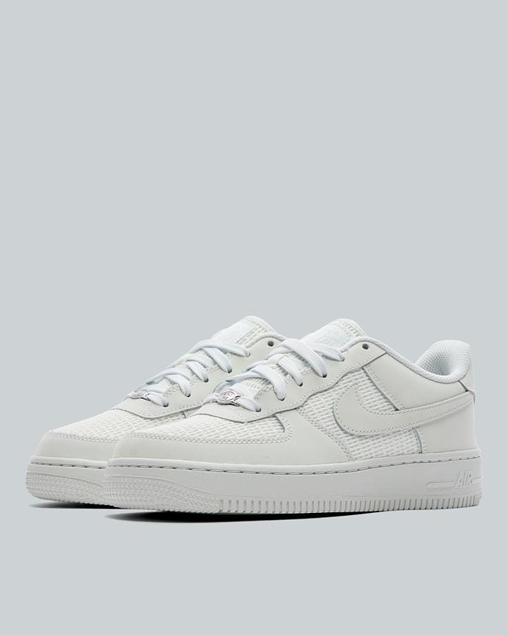 Nike Junior Air Force 1 LV8 2 Trainers - Off White Summit White Off White