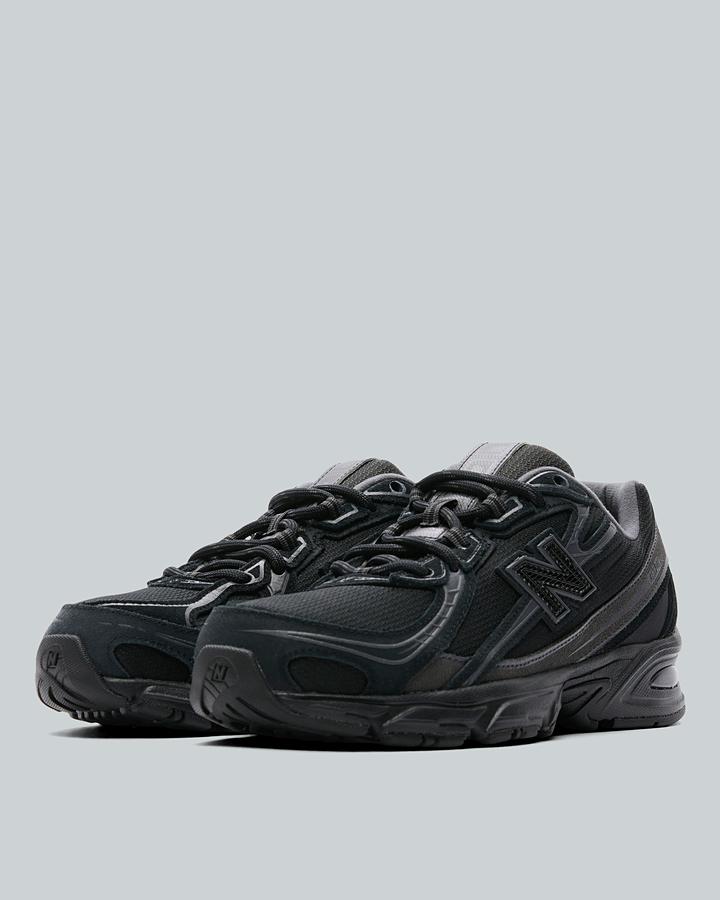New Balance Men's 740 Trainer - Black/Grey/Black