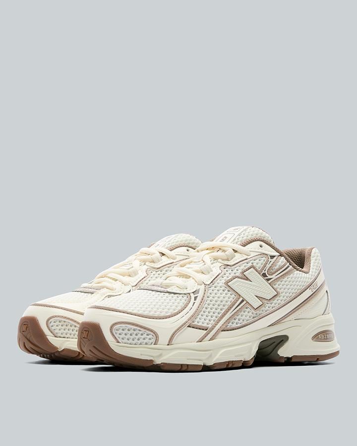 New Balance Women's 740 Trainer - Dark Mushroom/Agora