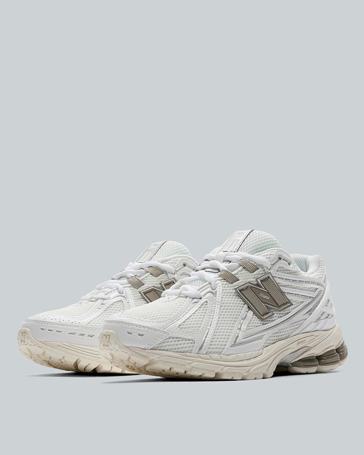 New Balance Women's 1906R Trainer - Nb 103 White/Arid Stone