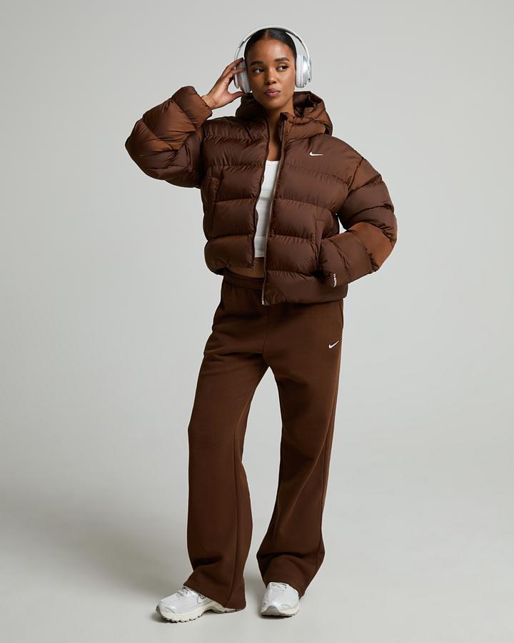 Nike Women's Therma Fit Synthetic Classic Jacket - Cacao Wow/Sail