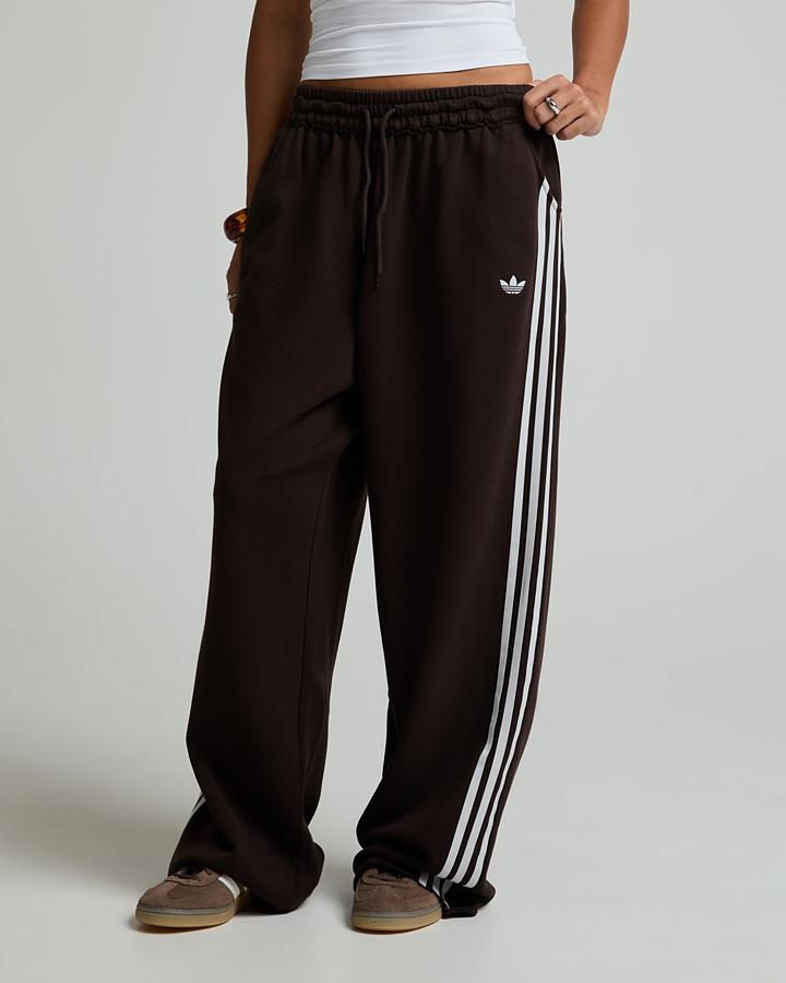 adidas Women's Graphic Loose Fleece Pant - Aurora Coffee