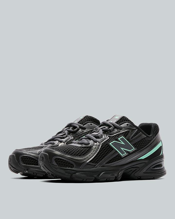 New Balance Junior 740 Trainers - Black Bright Mint