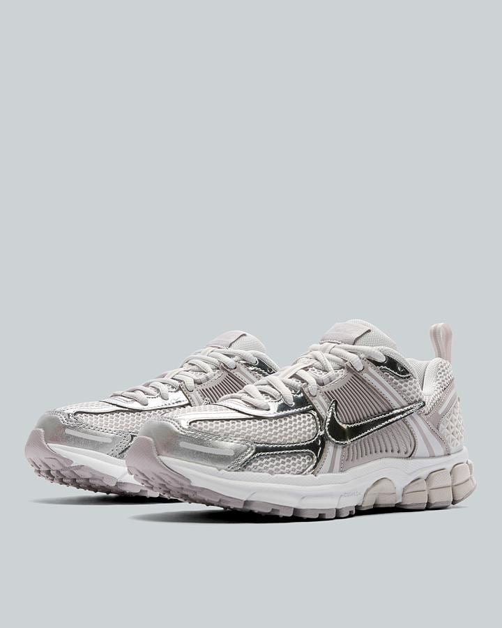 Nike Junior Zoom Vomero 5 Trainers - Vast Grey Metallic Silver Lilac