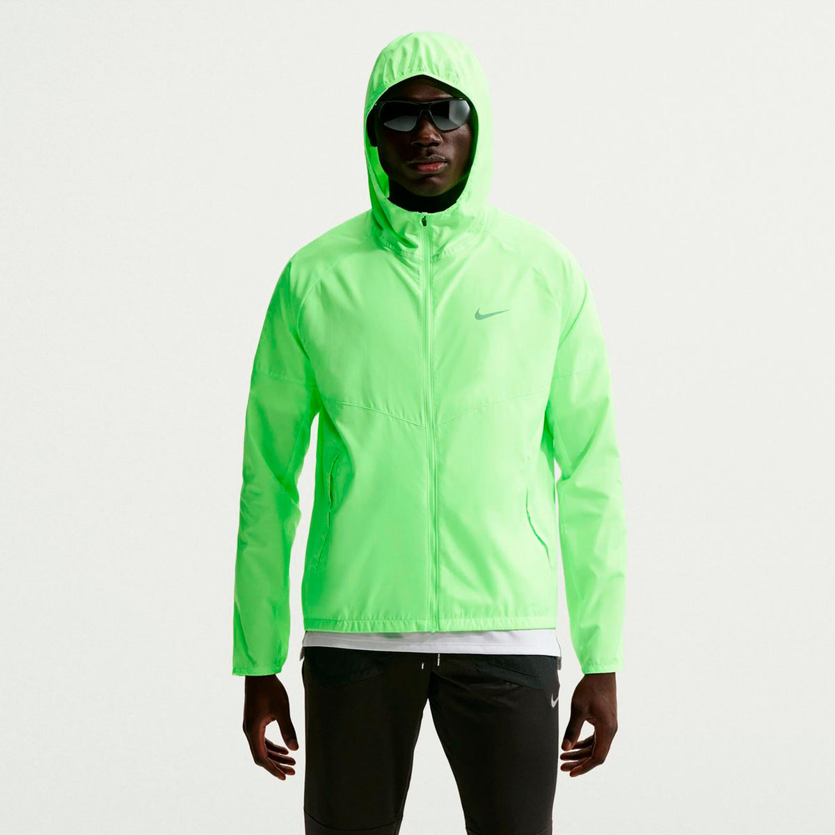 Nike Miler Repel Men's Running Jacket - Light Green