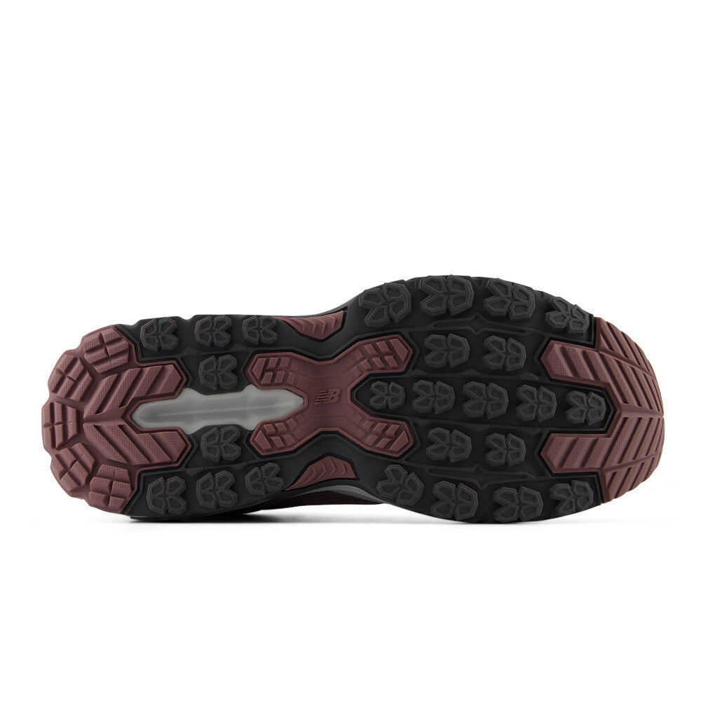 New Balance 410v9 Women's Trail Running Shoes - Burgundy