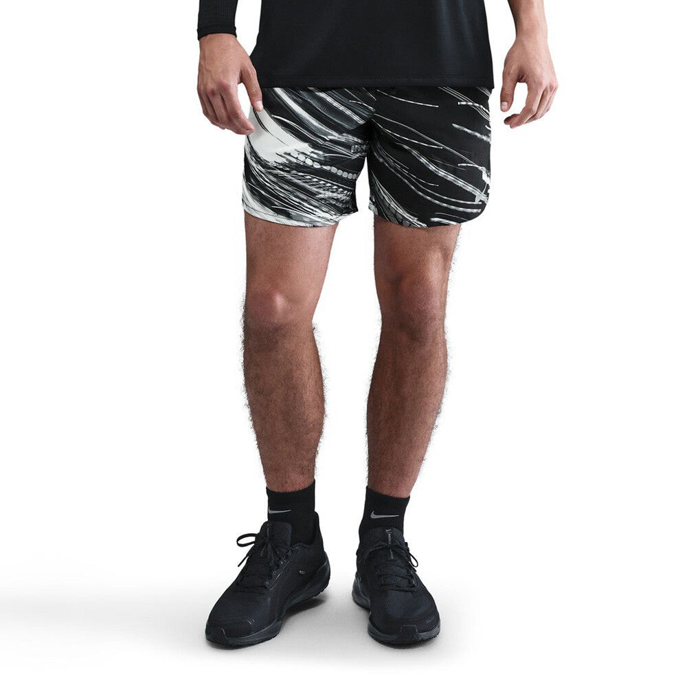 Nike Dri-FIT Stride 7" Brief-Lined Men's Running Shorts - Photon Dust/Reflective Silver