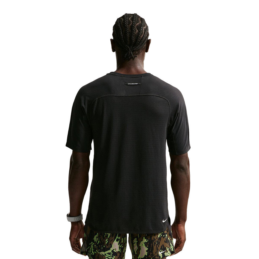 Nike ACG Dri-FIT ADV Solar Chase Men's Trail Running T-Shirt - Black