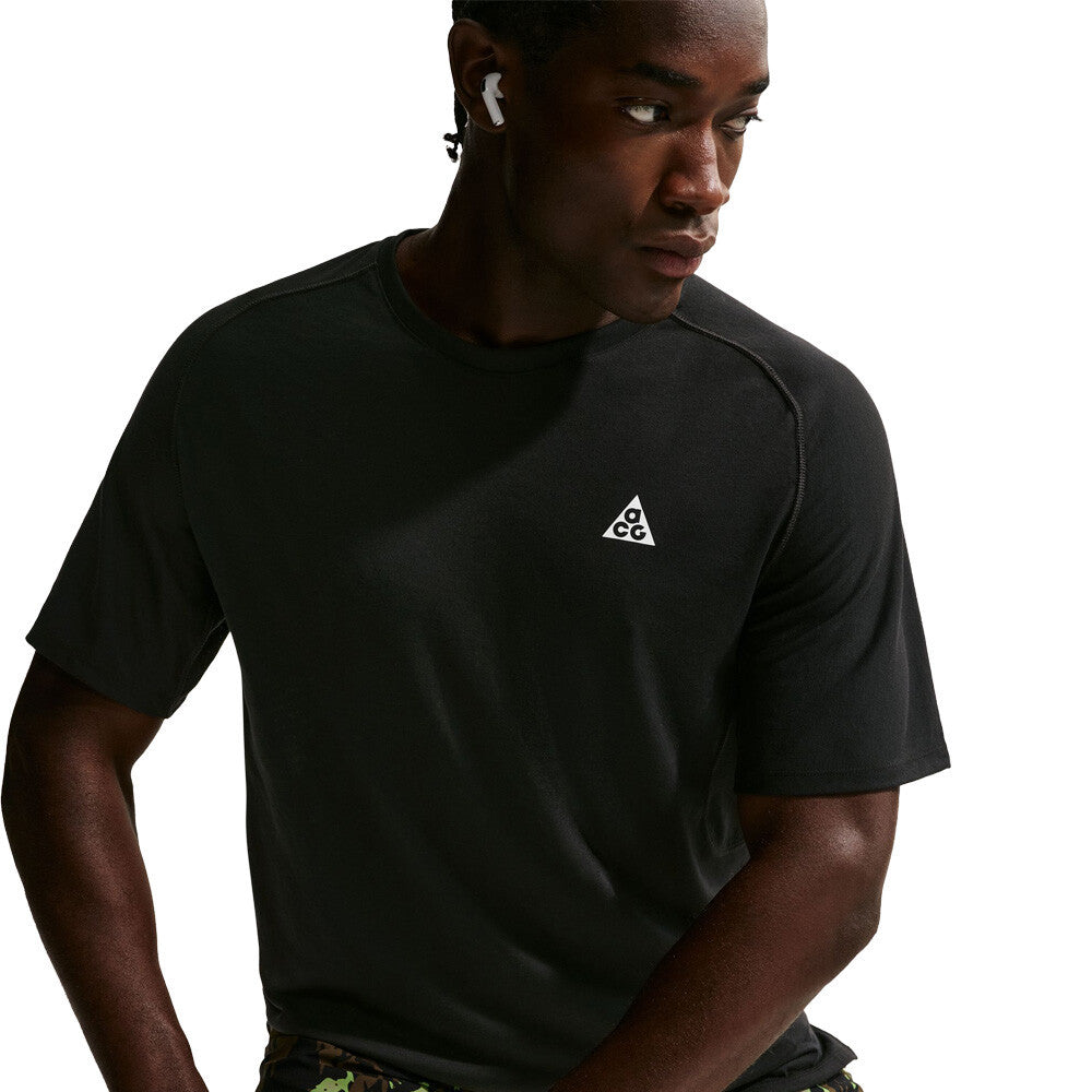 Nike ACG Dri-FIT ADV Solar Chase Men's Trail Running T-Shirt - Black