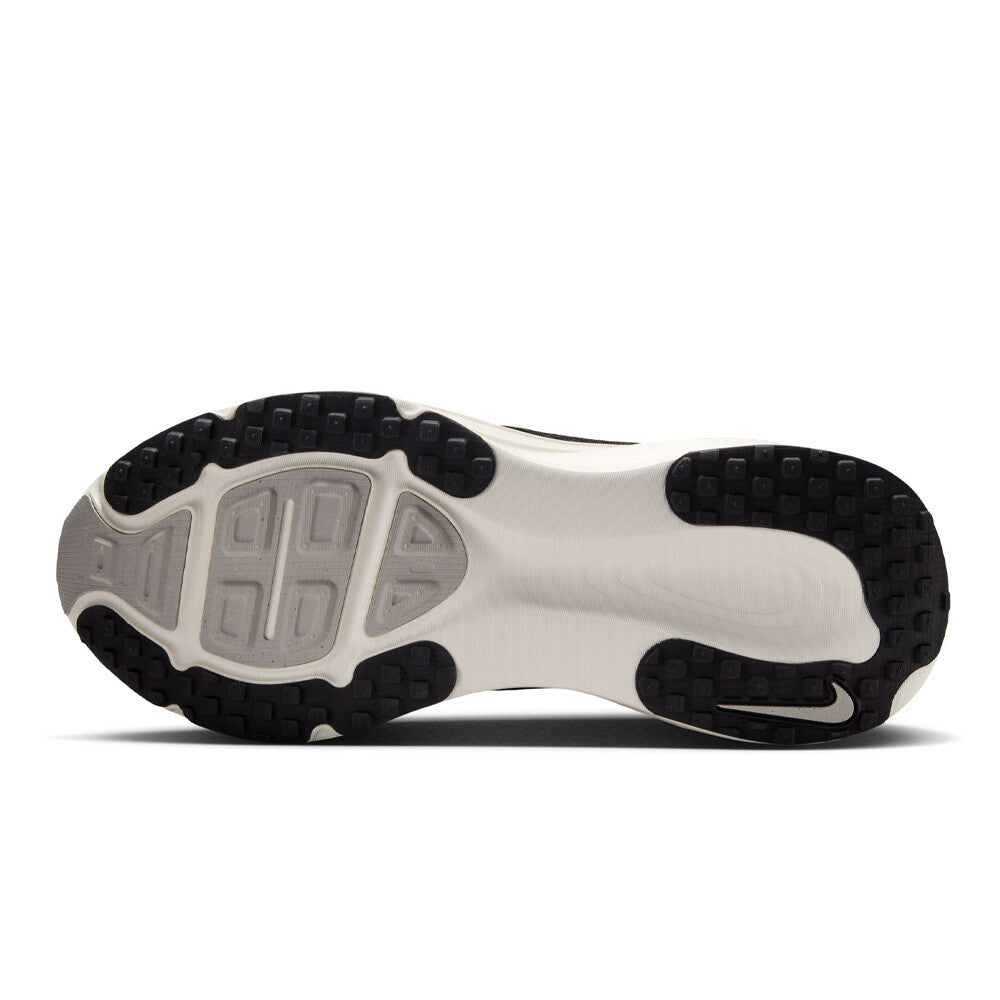 Nike Vomero 18 Women's Running Shoes (D Width) - Black/Summit White/Coconut Milk