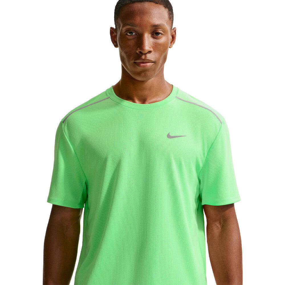 Nike Dri-FIT Miler Men's Running T-Shirt - Illusion Green/Cucumber Calm