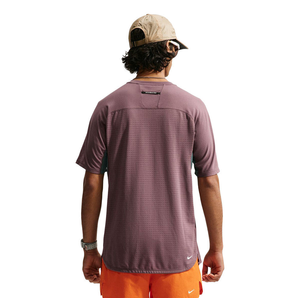 Nike ACG Dri-FIT ADV Solar Chase Men's Trail Running T-Shirt - Tattoo/Mineral Slate/Summit White