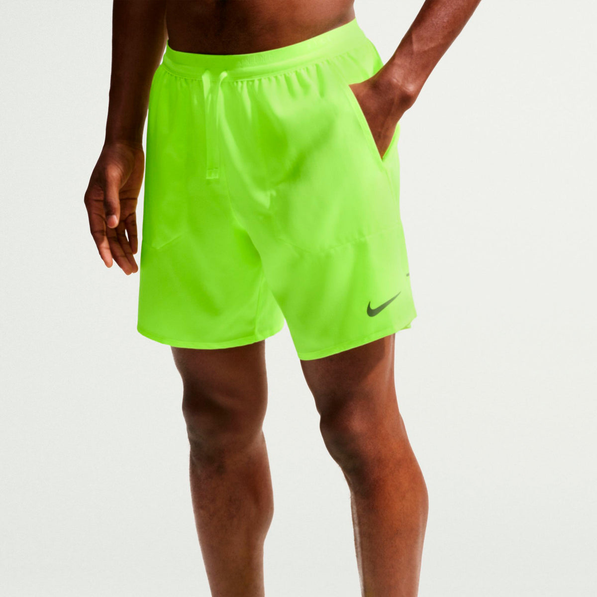 Nike Stride 7in Men's Shorts - Neon Yellow/Silver