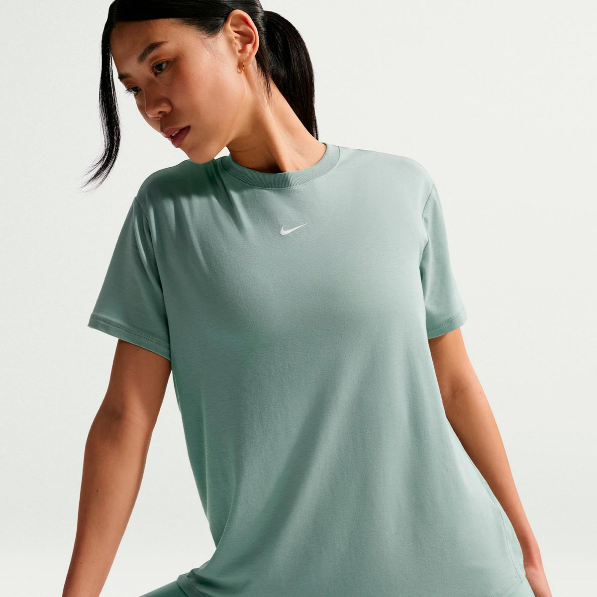 Nike One Relaxed Dri-FIT Women's T-Shirt - Sage