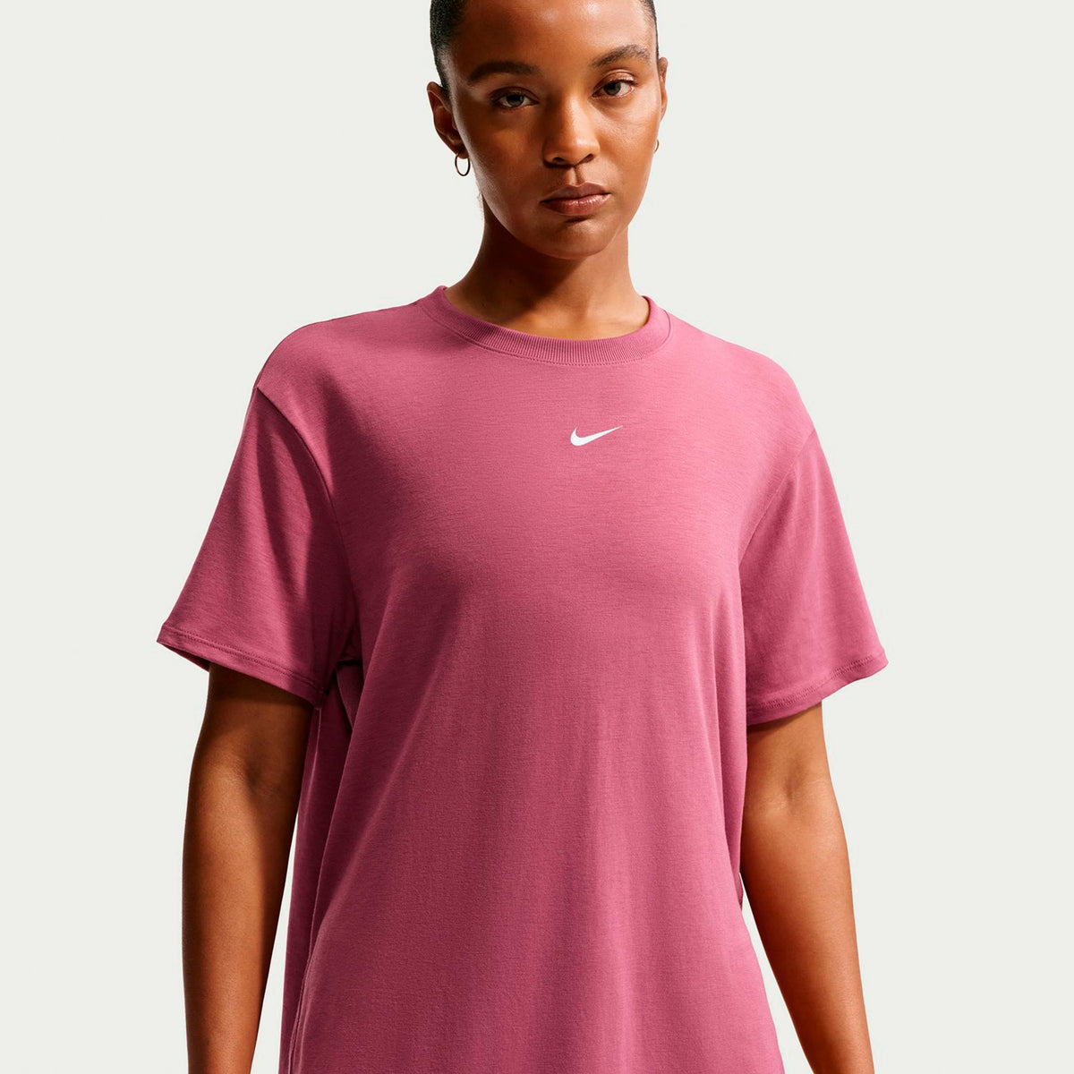 Nike One Relaxed Dri-FIT Women's T-Shirt - Mauve