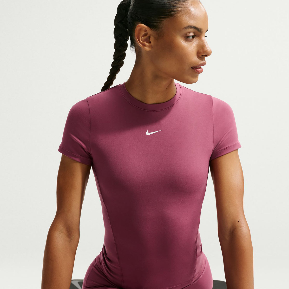 Nike One Fitted Women's T-Shirt - Mauve