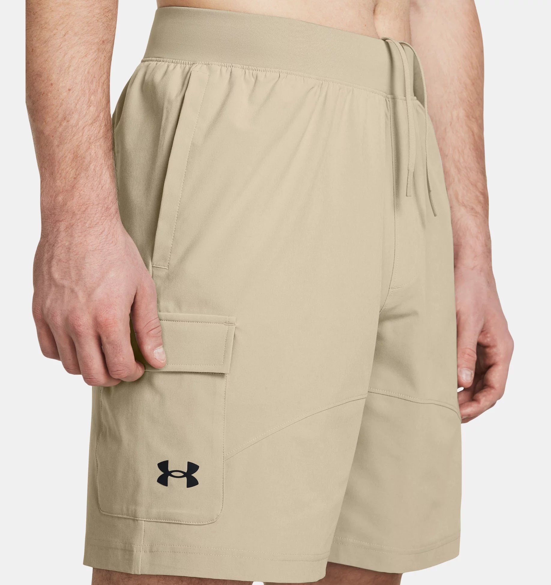 UNDER ARMOUR STRETCH WOVEN CARGO SHORT KHAKI BASE